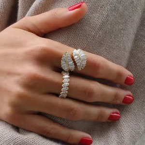 Bague de mariage Starburst plaquée or 14 carats, cadeau d'anniversaire de fiançailles à la mode pour les femmes, bague de promesse en diamant naturel véritable de la boutique - Product Image 5