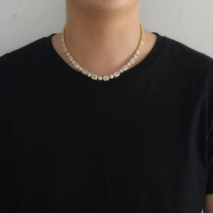 สร้อยคอชุบทองดีไซน์ทันสมัย ประดับเพชรโมอิสซาไนต์รูปใบโคลเวอร์  เครื่องประดับแฟชั่นฮิปฮอปสุดหรูสำหรับผู้ชายและผู้หญิง สวมใส่ในงานปาร์ตี้ - Product Image 6