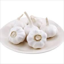 Ajo blanco fresco de buena calidad al por mayor, nueva cosecha, precio directo del fabricante - Product Image 1
