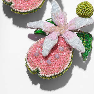 Boucles d'oreilles clous florales perlées roses, boucles d'oreilles multi-perles personnalisées, bijoux de fête festifs pour femmes au meilleur prix, boucles d'oreilles perlées - Product Image 3