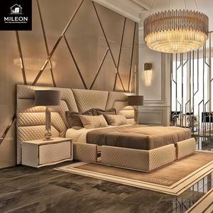 Новая современная дизайнерская двуспальная кровать класса люкс из мягкой кожи для отелей/вилл с увеличенным каркасом - Product Image 1