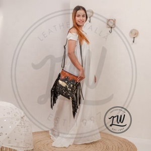 Genuine <b>Leather</b> <b>Tooling</b> carving stitch Handmade Tassel Crossbody Bag Daily Used High Quality Latest Fashion <b>Leather</b> Bag Women - Product Image 2