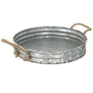 Bandeja de Servicio de Metal Galvanizado de Primera Calidad Inspirada en Casas de Campo para Servir Aperitivos, Bocadillos o Bebidas con Estilo Durante Eventos Sociales - Product Image 2