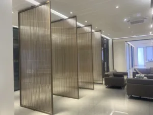 Portes pivotantes électriques intelligentes en verre trempé Porte pivotante simple en verre Maison Villa Porte d'entrée pivotante en aluminium