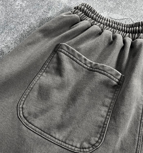 Pantalones cortos con diseño personalizado de peso pesado y diseño único Summer French Terry Street Wear Pantalones cortos con diseño elegante Pantalones cortos lavados con ácido impresos personalizados a la venta - Product Image 4