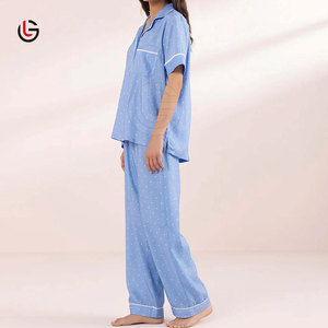 Ropa de dormir cómoda para mujer Servicio OEM Ropa de dormir hecha por profesionales En stock Ropa de dormir para mujer - Product Image 3