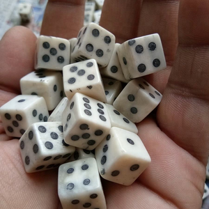 Dés à jouer en os - Product Image 5