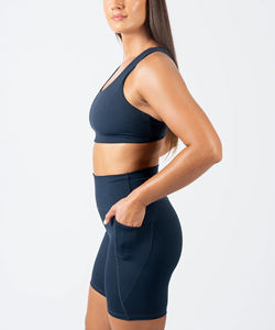 Ensemble de yoga sans couture personnalisé pour femmes, ensemble 2 pièces de gym et de yoga, motif solide avec soutien-gorge de sport rembourré, fournisseur OEM de vêtements de sport - Product Image 3