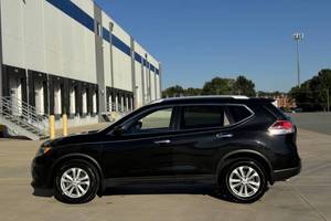 Prix bas, Nissan Rogue SV 2016 d'occasion à vendre - Product Image 4
