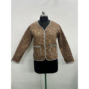 Chaqueta Acolchada de Algodón Elegante y Cómoda para Mujer, Chaqueta Bomber y Varsity Reversible para la Temporada de Otoño, para Profesionales - Product Image 1