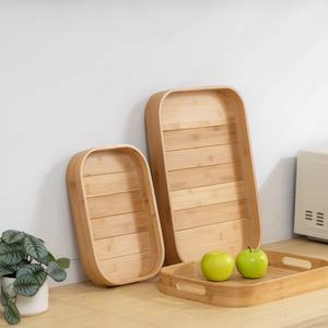 Bandeja de madera rústica para servir bebidas y decoración de mesa - Product Image 1