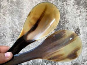 Cuchara de Cuerno de Búfalo Natural, Hecha a Mano y Pulida, Perfecta para Servir Especias, Condimentos o como Decoración de Mesa, Alta Calidad - Product Image 3