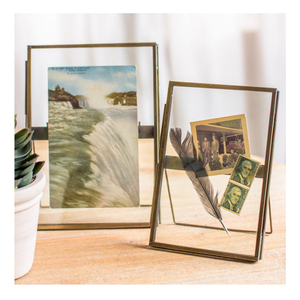 New Arrival Vintage Metal Brass Border Clear Glass Wedding Decoration Tabletop <b>Photo</b> <b>Frame</b> Gold Finished Best Jewelry Boxes - Product Image 3