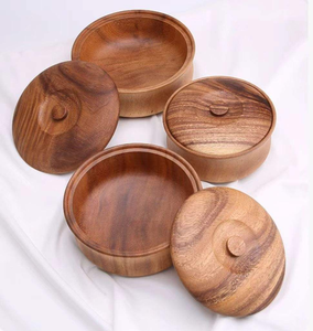 Perfection artisanale de bols en bois naturel par l'artisanat du croissant - Product Image 4