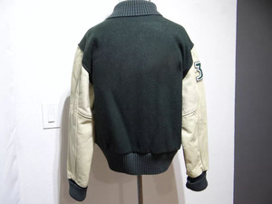 Chaqueta universitaria negra de lujo personalizada para hombre, lona con mangas de cuero y cuello levantado, diseño liso con letras, logotipo personalizado - Product Image 3