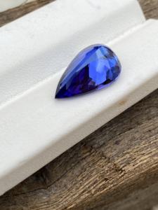 Piedra cortada de pera de tanzanita Natural de alta calidad certificada con excelente Color Zoisita Natural 6,81 quilates Lupa limpia - Product Image 5