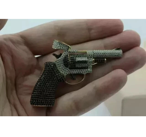 Colgante de Cruz con Moissanita Redonda de 3 Quilates, Chapado en Oro Blanco de 14K, Cadena Gratis - Product Image 4