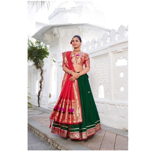 Alta demanda llano con borde de encaje Paithni Lehenga Choli para niñas fiesta boda desgaste disponible al mejor precio - Product Image 1
