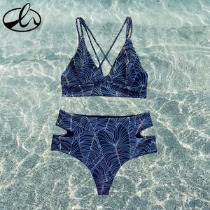 MINGHE 2025 Conjunto de 2 Piezas de Pareo de Playa Estilo Boho para Mujer, Venta al por Mayor, Crochet, Estilo Brasileño, con Pedrería y Cuello Halter - Product Image 2