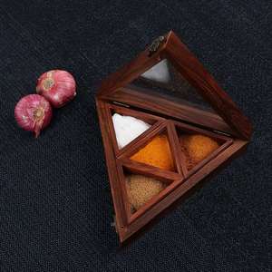 Caja de especias tradicional de madera artesanal Masala Dabba con cuchara de contenedores - Product Image 6