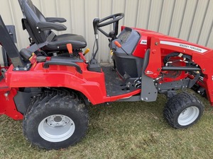 Tracteur Massey Ferguson GC1725M 2022 Mini tracteur de marche diesel 8HP 22HP Noyau de condition d'occasion comprenant des roulements de moteur à engrenages - Product Image 6