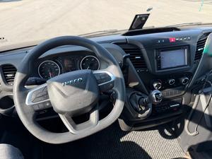 Nouveau/Occasion 2023 IVE CO EREN ER 3.0L COULEUR DORÉ DIESEL TRANSMISSION AUTOMATIQUE FOURGONNETTE - Product Image 2