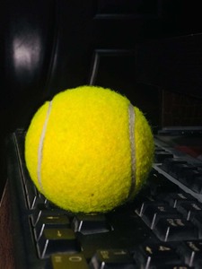 Boule de tennis personnalisé, marque professionnelle de qualité supérieure, fabriqué au PAKISTAN, vigogirls - Product Image 2