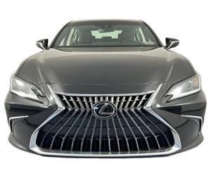 Lujosa Toyota ES 350 FWD Turbo 2024 Usada con Llantas de Aleación R17, Volante a la Izquierda, Asientos de Cuero Oscuro, Sistema de Navegación y Arranque Remoto - Product Image 1