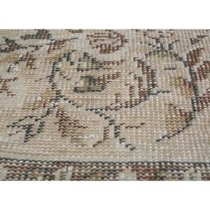 พรมลายดอกไม้วินเทจ ทำจากขนสัตว์ สีเบจ-น้ำตาล ทอมือ สำหรับบ้าน ห้องนั่งเล่น ห้องนอน ทางเดิน รูปทรงสี่เหลี่ยมผืนผ้า รุ่น-Pae-1577 - Product Image 3