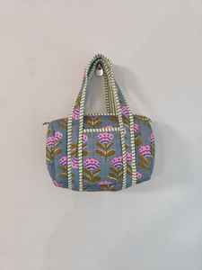 กระเป๋ามินิสไตล์ลายดอกไม้ กระเป๋าใบเล็กพร้อมลายพิเศษ กระเป๋าใส่ของจุกจิก กระเป๋ามินิสำหรับใช้ในชีวิตประจำวัน น่ารักและกะทัดรัด กระเป๋าถือหรูหราสำหรับผู้หญิง - Product Image 2