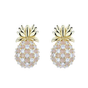 Orecchini a perno Amy Annette in oro 18K a forma di ananas con cristalli Swarovski, design trendy a forma di frutto per feste, montatura a castone in zinco - Product Image 1