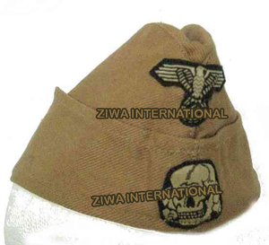 WW2 German Heer Officers Side Hat Matériel en cuir avec cokade brodé et insignes d'aigle pour les scènes extérieures et décontractées - Product Image 4