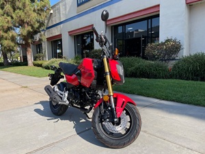 Motocicleta Urbana Mini Premium 2025 de 125cc - Inyección de Combustible, Transmisión Manual de 5 Velocidades, Frenos de Disco - Ordene Ahora - Product Image 2
