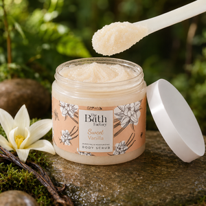 Gommage corporel au beurre de karité et à la vanille douce pour une peau lisse et éclatante avec formule exfoliante |   The Bath Factory - Product Image 2