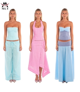 Комплект пляжной одежды из двух предметов для женщин 2026: топ-халтер с завязками и макси-юбка. Поддержка индивидуального дизайна. - Product Image 1