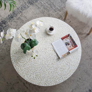 Table d'appoint moderne écologique tendance avec accents en nacre et base en métal, mobilier de qualité pour la décoration de la maison et des hôtels - Product Image 2