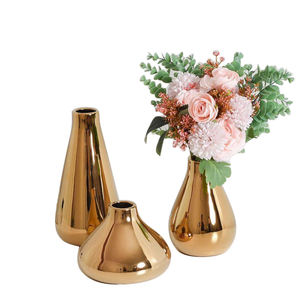 Grand vase à fleurs en métal de finition bicolore pour la décoration intérieure, style design de luxe, vaisselle polie et brillante pour mariage - Product Image 4