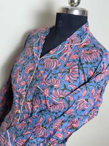 Camisa con botones estampada de algodón para mujer Ropa informal de manga larga con diseño floral azul - Product Image 5