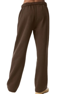 Pantalons de survêtement amples pour femmes Marque personnalisée disponible Mode OEM Joggings baggy pour femmes pour l'exportation Pantalons de survêtement taille élastique - Product Image 4