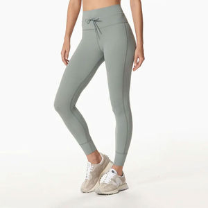 Legging de secado rápido para mujer de calidad superior Color único con diseño impreso personalizado Mejor estilo Cintura Legging deportivo para mujer - Product Image 5