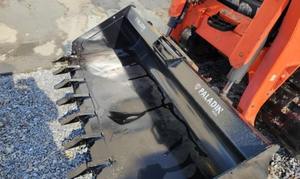 Chargeuse compacte sur chenilles Kubota SVL90, faible nombre d'heures, 92 CV, attache rapide hydraulique, certifiée CE EPA, équipement de construction - Product Image 5