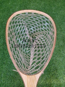 Pas cher Prix En Bois Pêche À La Mouche Truite Épuisette Avec Naylon Et Filet À Mailles Et Long Crochet Élastique De Suspension - Product Image 6