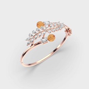 Bracelet ouvert en or rose 9 carats jaune/blanc avec motif feuille en diamant cultivé en laboratoire - Product Image 6