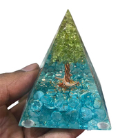 Pyramide d'orgone en pierre d'agate avec motif floral Arbre de Vie |   Vase Feng Shui Poli Personnalisé pour la Décoration Intérieure, Énergie Calme