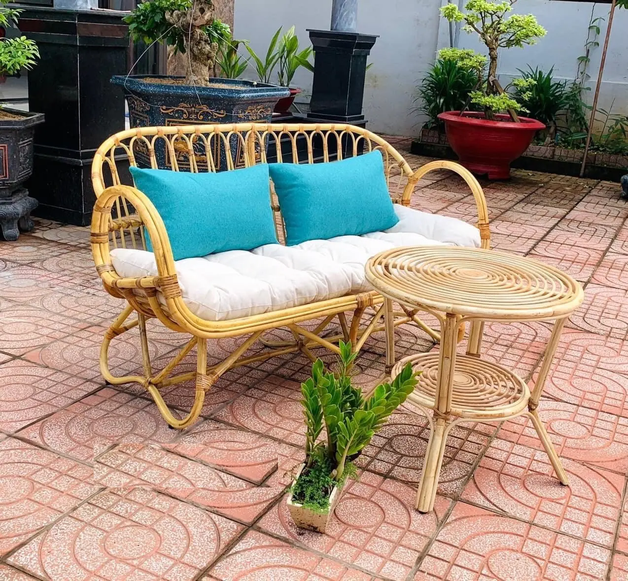 Out side or home stylist long natural clor rattan hot trend 2023 living room sofas chair