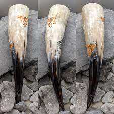 Gobelet à boire nordique en corne de viking naturelle, fait à la main, qualité supérieure, mug en corne de viking, style guerrier, vaisselle à boire à prix avantageux - Product Image 6