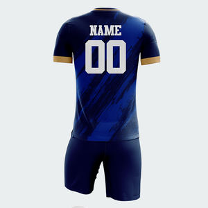 Nouvel arrivage Ensembles d'uniformes de football pour hommes de conception personnalisée de la meilleure qualité Vêtements de sport d'entraînement respirants Ensemble de maillots et de shorts de football - Product Image 5