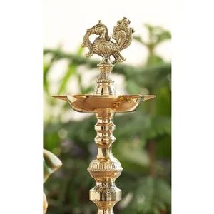Lampe à poser en laiton au design Maharaja Murga, élégante œuvre d'art indienne - Product Image 5