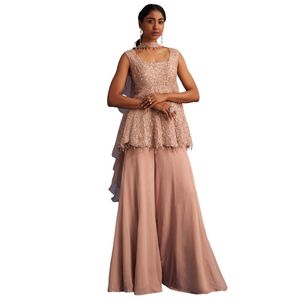 Vente en gros d'ensemble Kurta en soie beige avec Palazzo Georgette Vêtements ethniques OEM Fournisseur d'usine Tenue de mariage festive personnalisée - Product Image 4