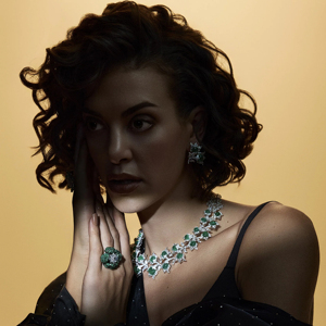 Luxury Floral Emerald and Diamond <b>Statement</b> <b>Ring</b> in White Gold - Product Image 3